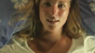MILF kurva Misty Vonage masturbira dildom i Mark Wood ju bockao u misionarskom položaju