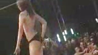 Hardcore lezbejska orgija u zatvorskoj ćeliji opake bebe se straponiraju jedna drugu